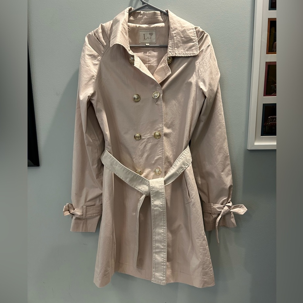 Luz Apparel double breasted trench coat. Size L